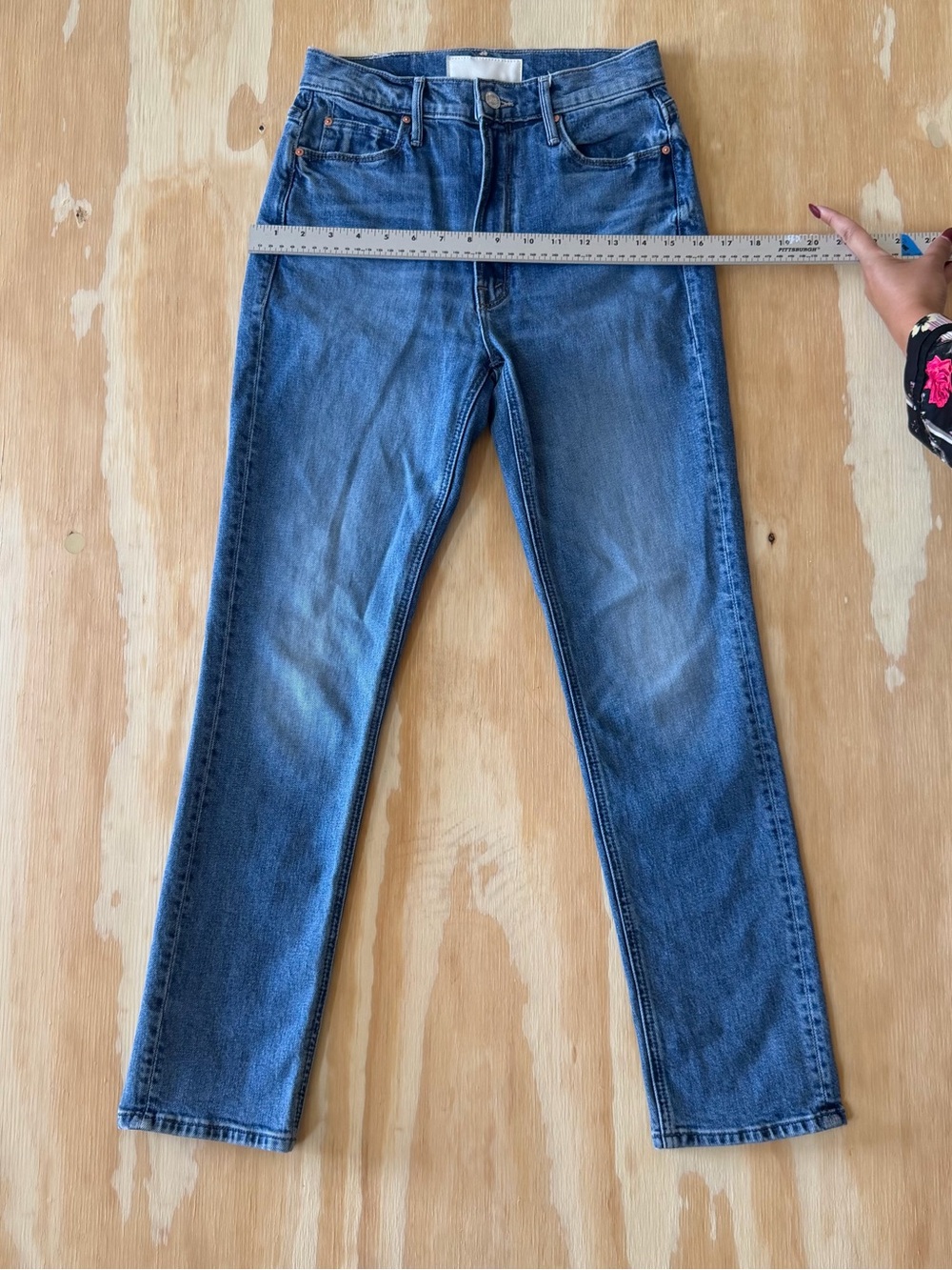 MOTHER The Dazzler Flood Mid rise Denim Jeans - Picture 6 of 13